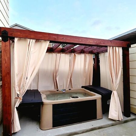 Mpressive Retreat! Villa Grand Prairie Luaran gambar